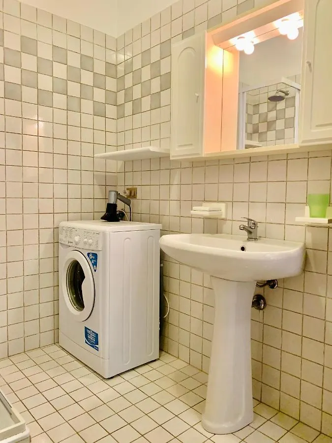 Little Italy Apt Sirmione Apartment